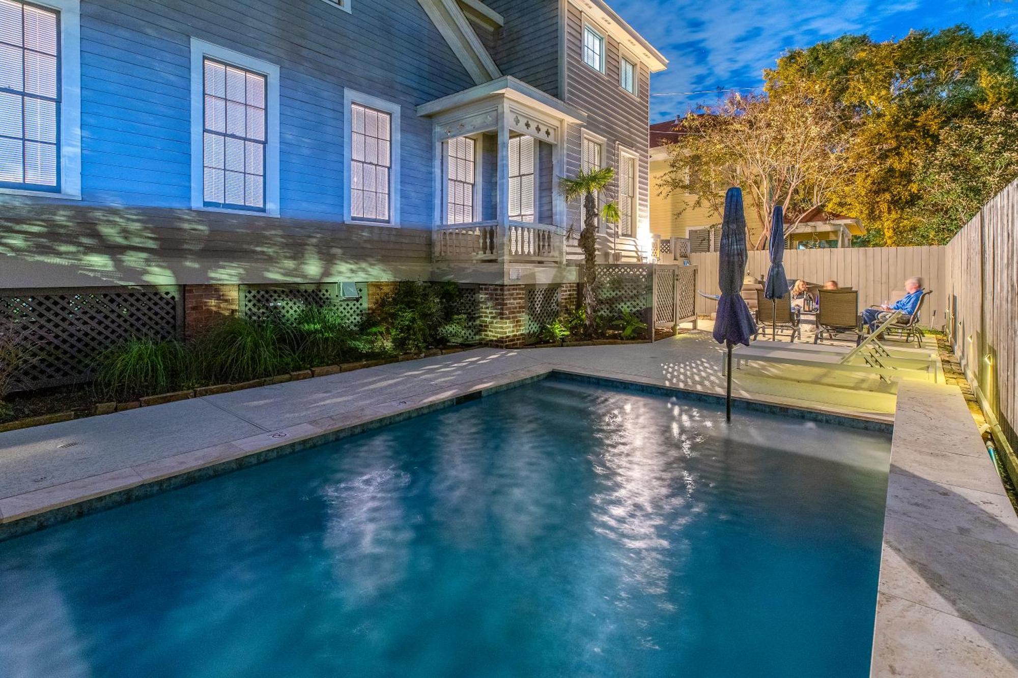 Historic 1871 Coastal Breeze With Heated Pool - Restoring Galveston Villa Exterior photo