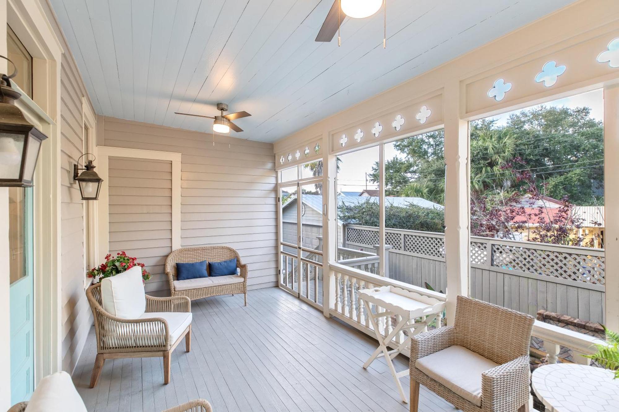 Historic 1871 Coastal Breeze With Heated Pool - Restoring Galveston Villa Exterior photo